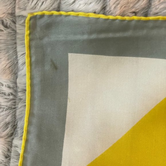 Vera Neumann Vintage Silk Scarf Abstract Geometric Gray Yellow Large Japan 23x23 - Picture 5 of 6